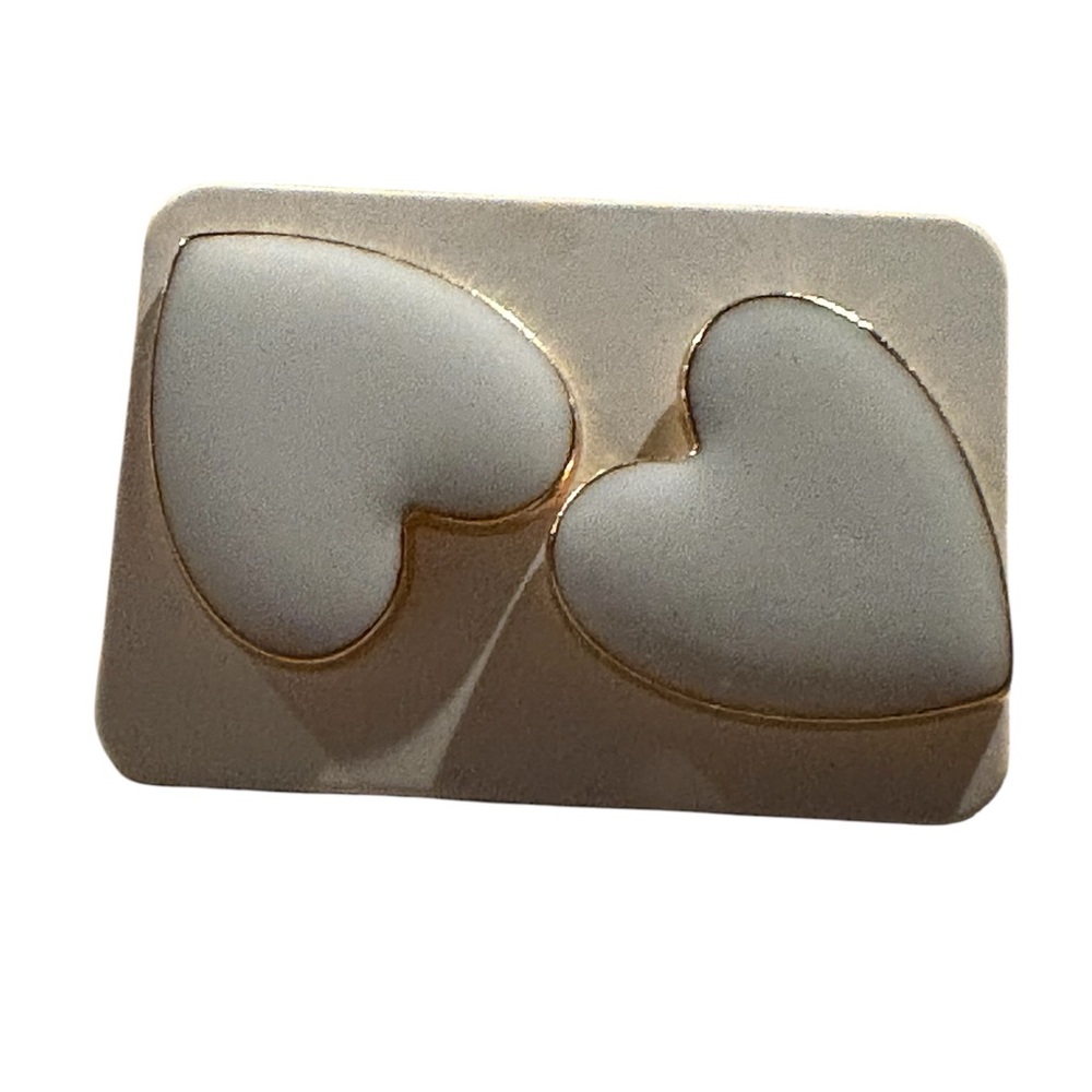 Heart-Shaped White and Gold earrings